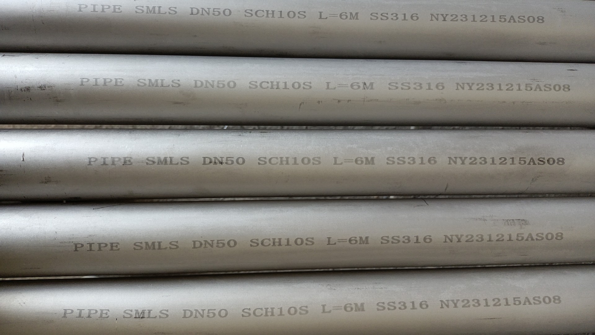 Schedule 10 Stainless Steel Pipe: Dimensions and Thickness Overview